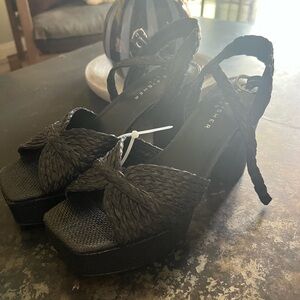 Marc Fisher Platform Sandals Size 10